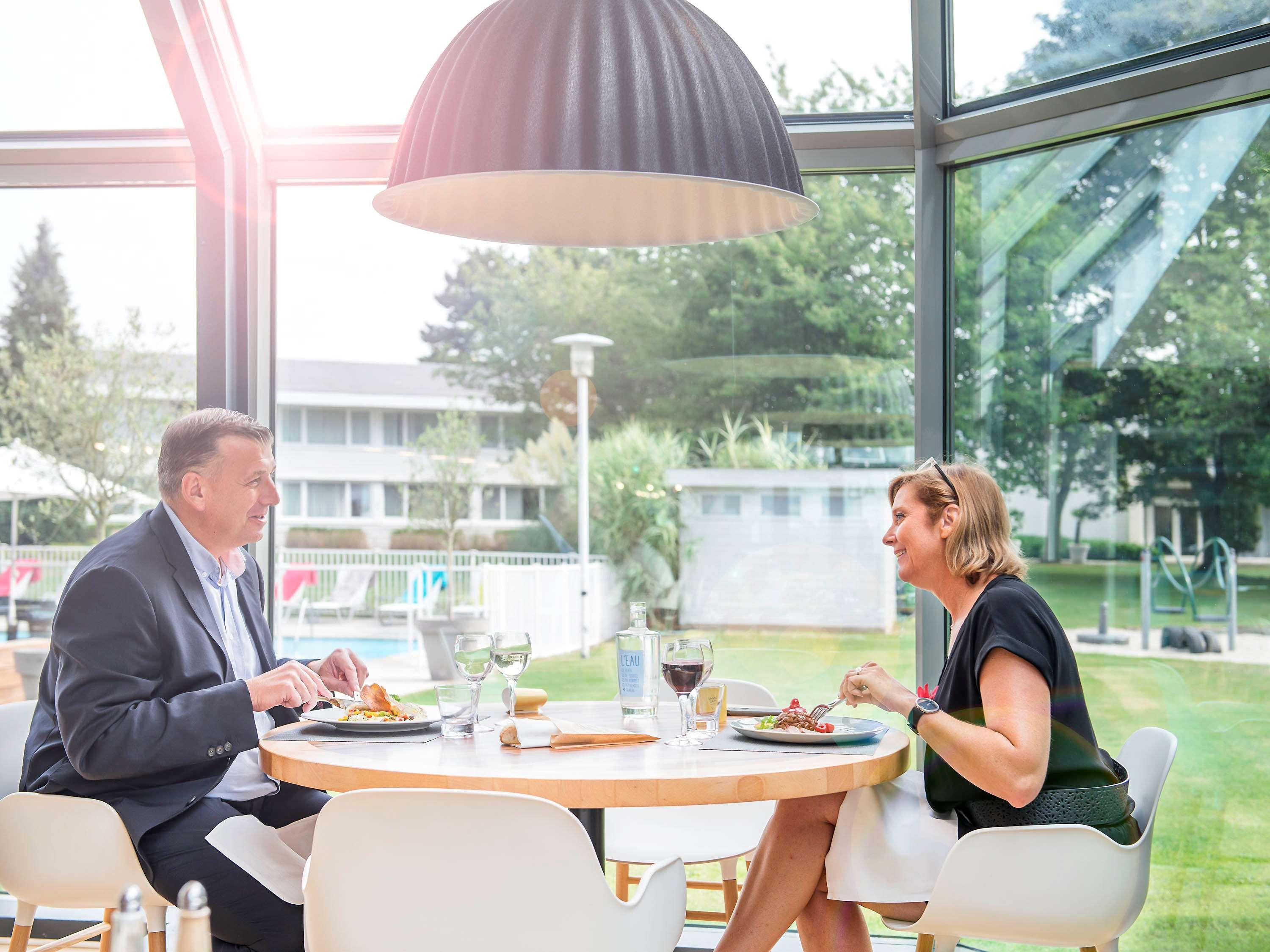 Novotel Lille Aeroport Екстериор снимка