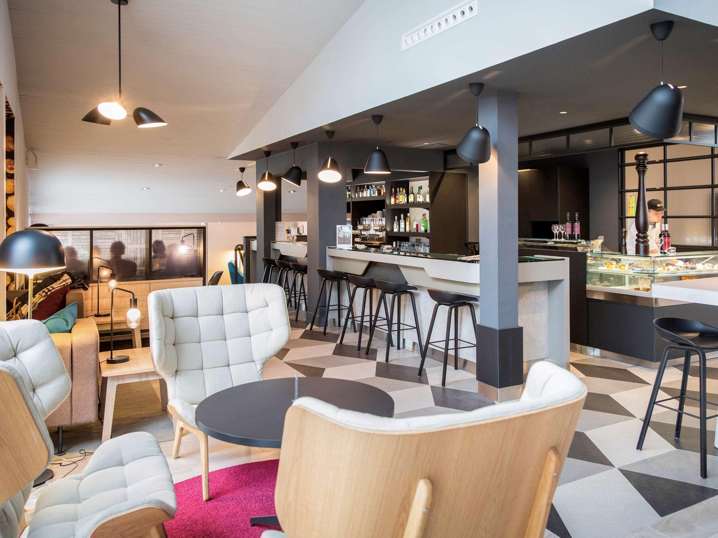 Novotel Lille Aeroport Екстериор снимка