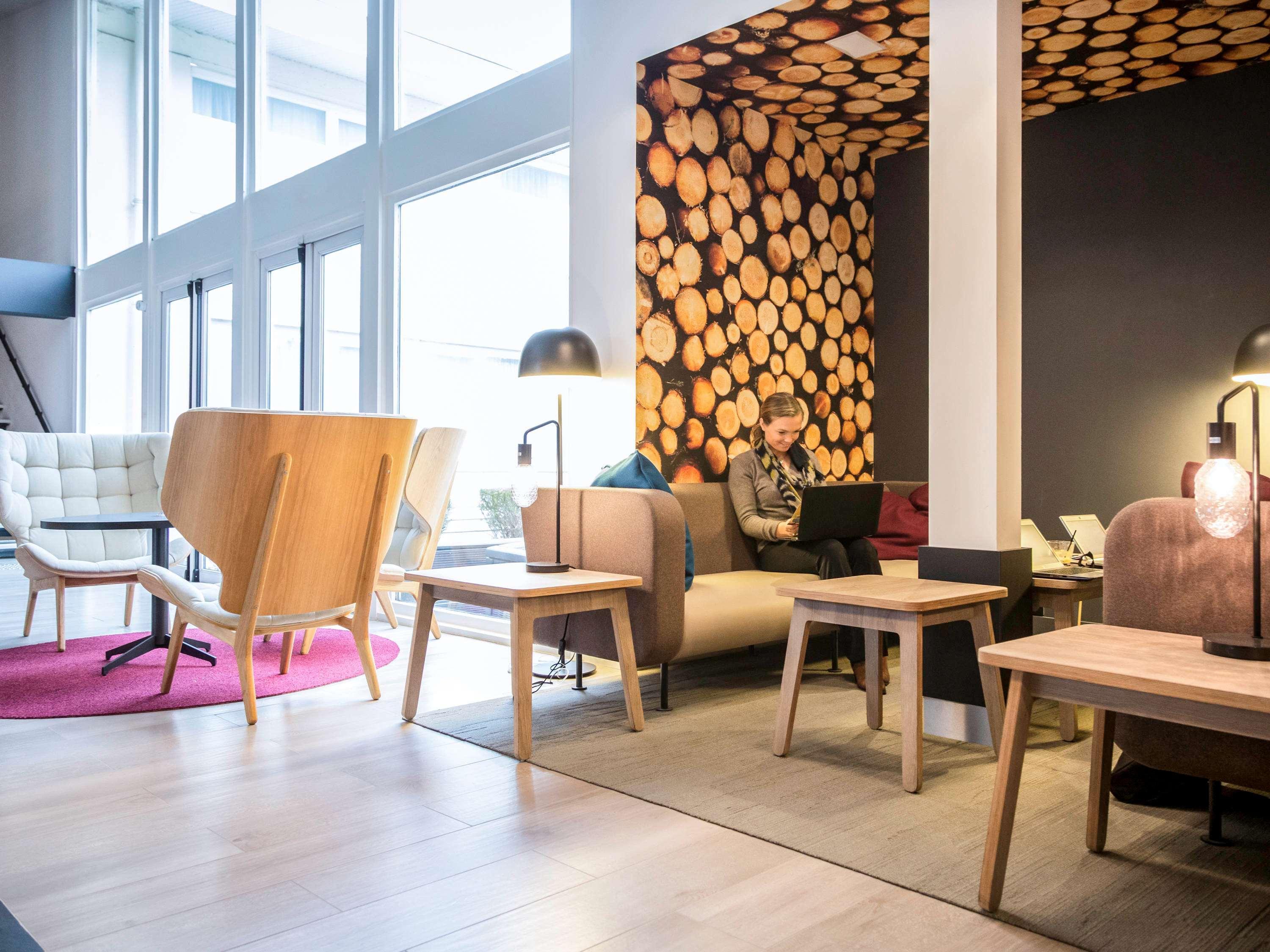 Novotel Lille Aeroport Екстериор снимка