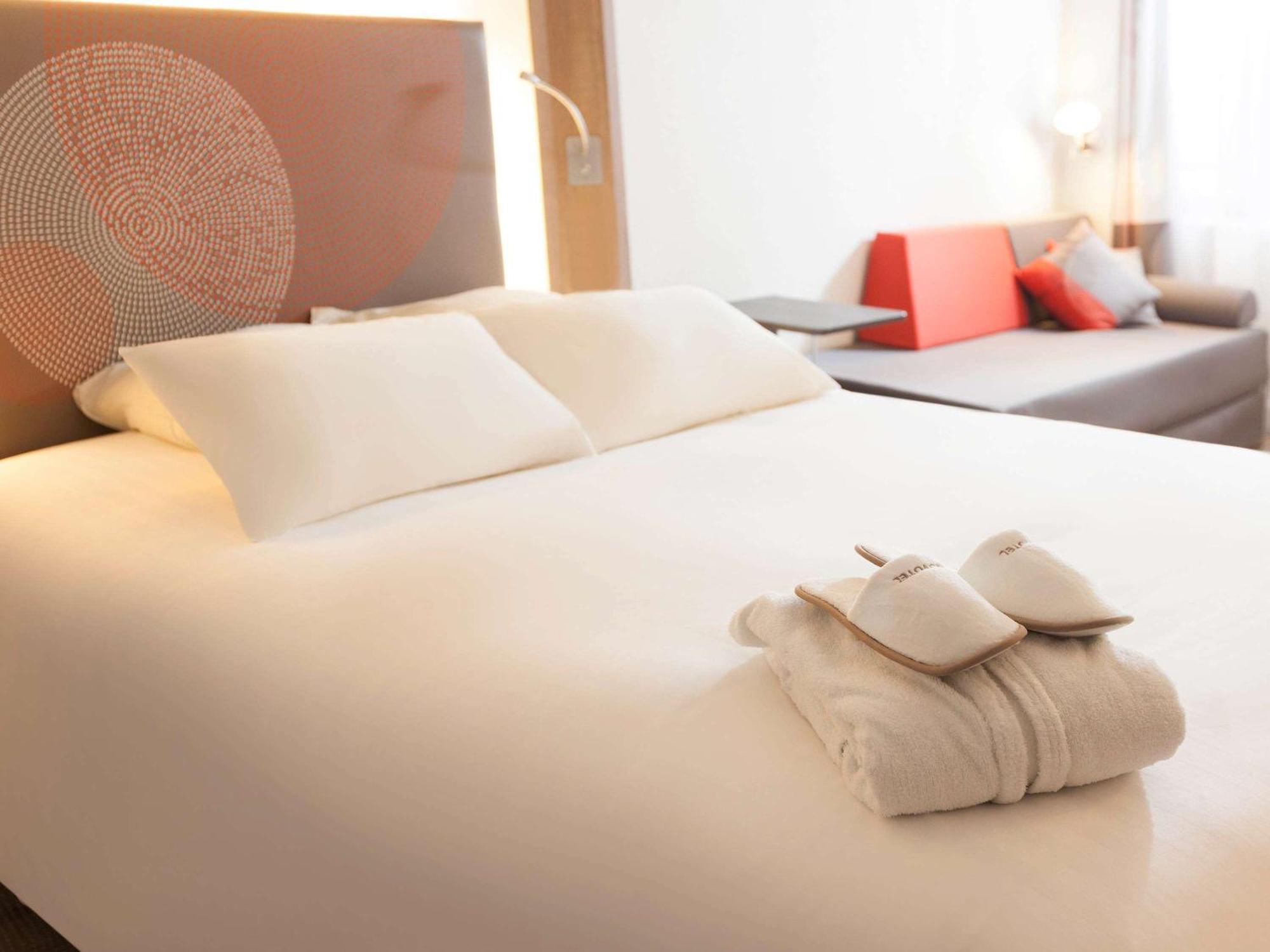 Novotel Lille Aeroport Екстериор снимка