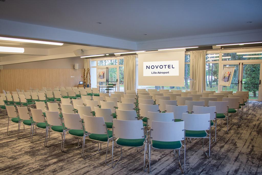 Novotel Lille Aeroport Екстериор снимка