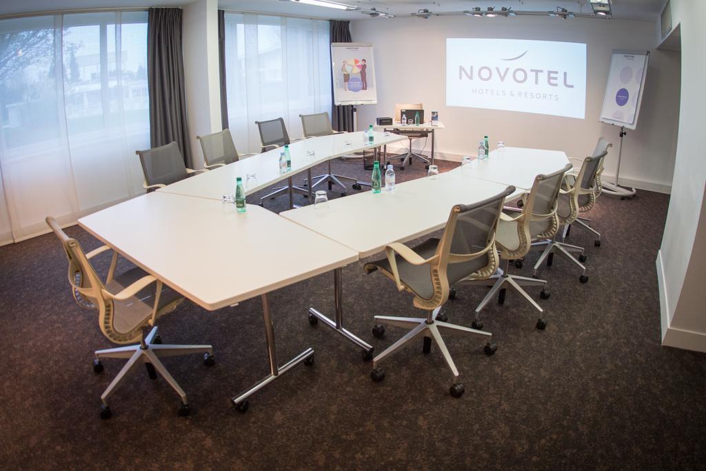Novotel Lille Aeroport Екстериор снимка